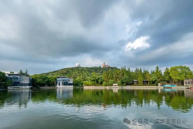地块新中式园林与法式建筑的融合上海别墅天花板！紫园20年传奇(图7)